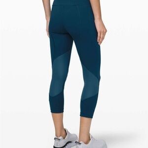 Lu Lu Lemon Women's Teal Cropped Leggings